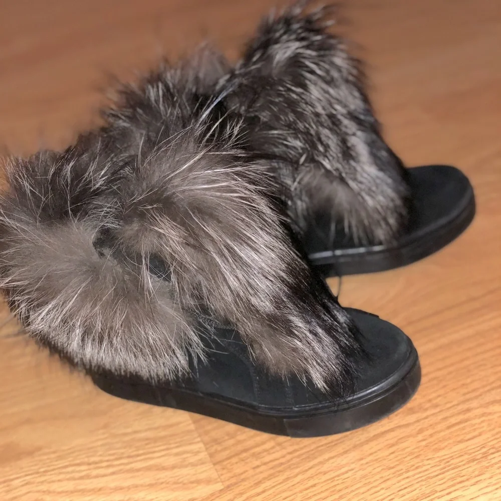 Boots - Picture 1 of 4